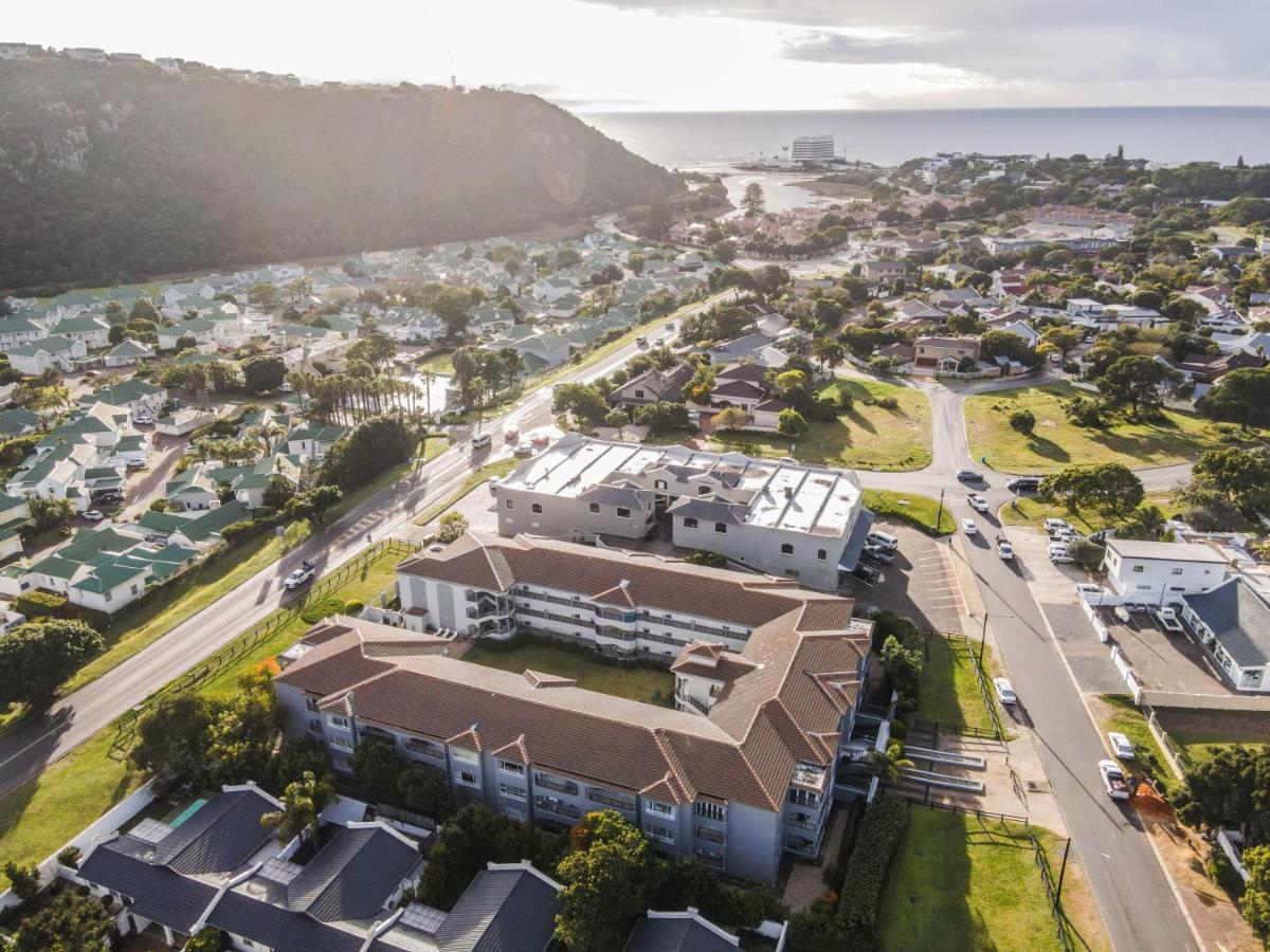 Two Greenpoint Mews With Back Up Power For Loadshedding Plettenbergbaai Buitenkant foto