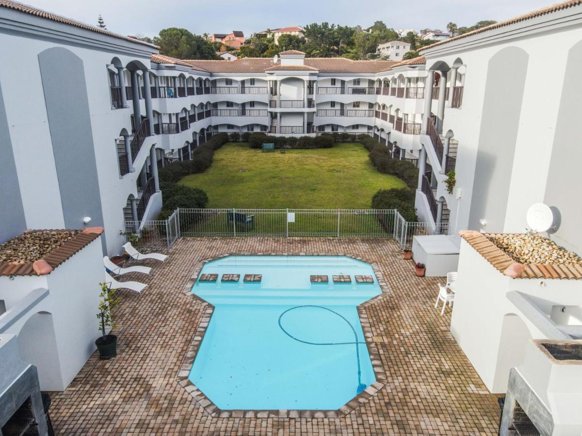 Two Greenpoint Mews With Back Up Power For Loadshedding Plettenbergbaai Buitenkant foto