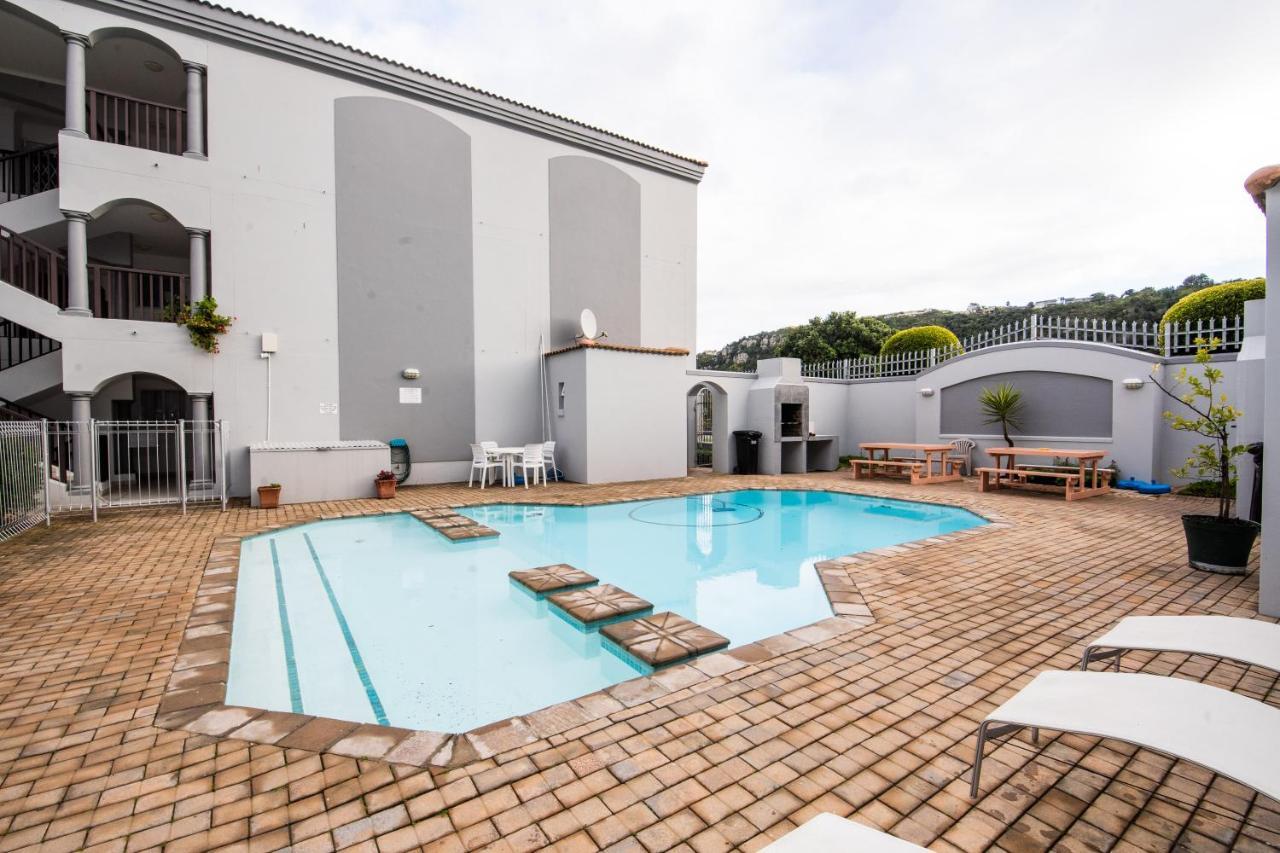 Two Greenpoint Mews With Back Up Power For Loadshedding Plettenbergbaai Buitenkant foto